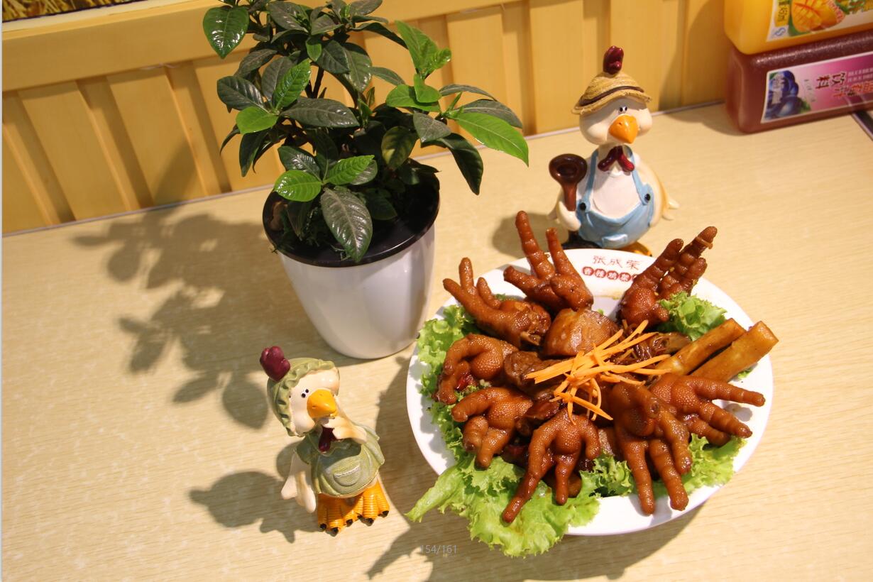 香辣鸡架饭招牌